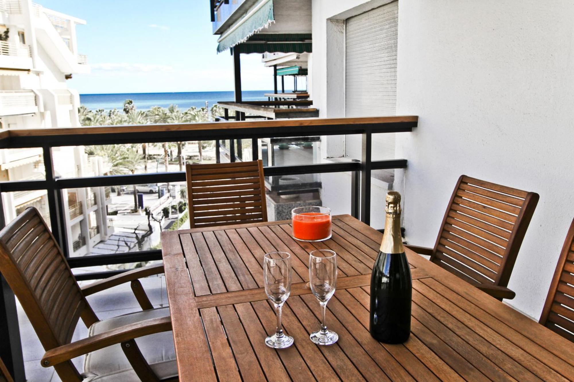 Apartmán New Maria Anagabu Planet Costa Dorada Salou Exteriér fotografie